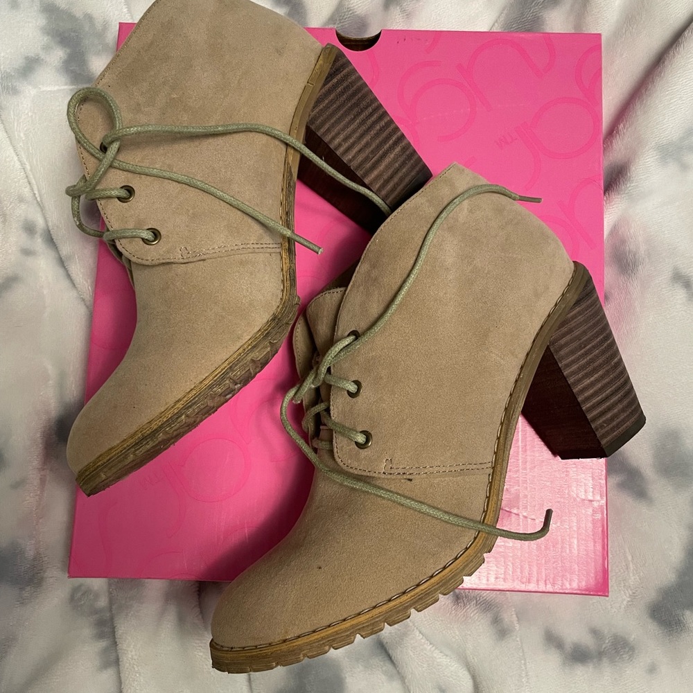 Restricted Boots - image 1